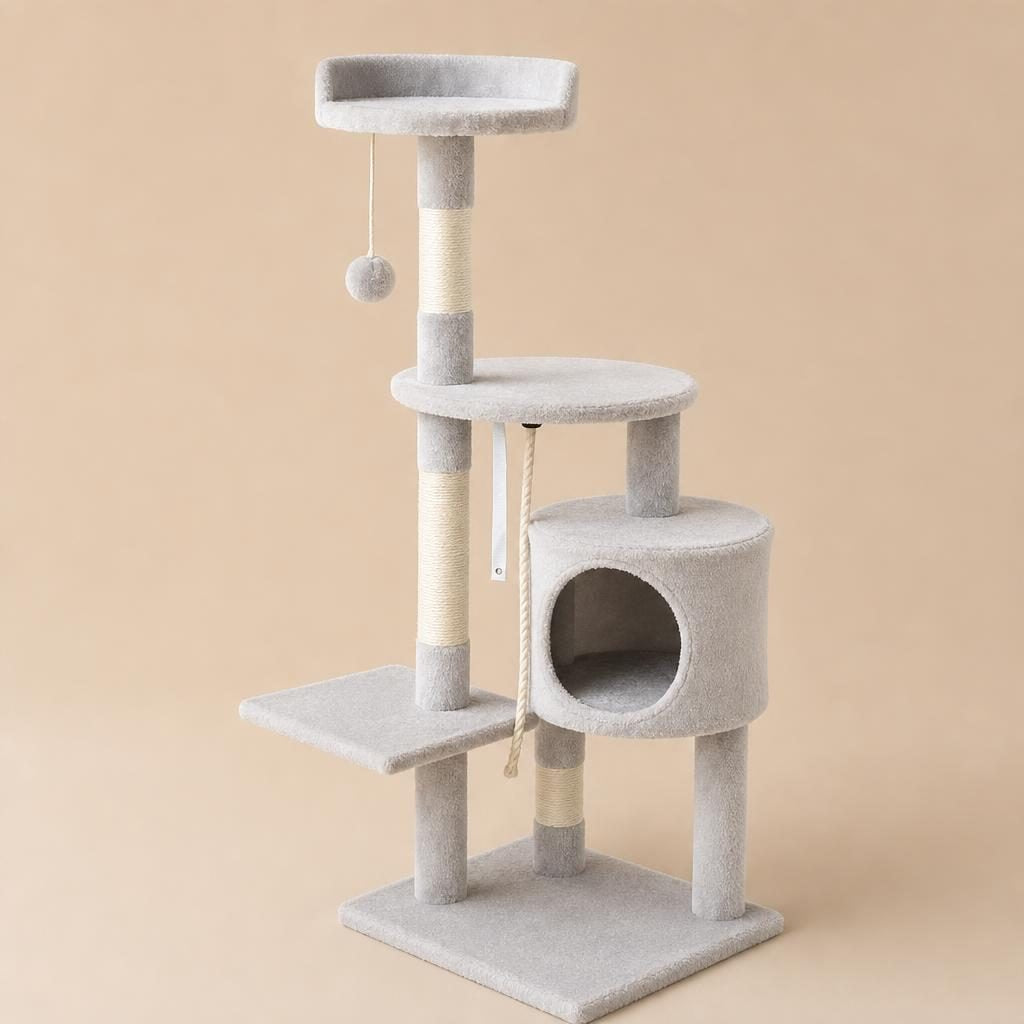Arbre à chat compact Éloïse 112 cm gris clair sur fond uni