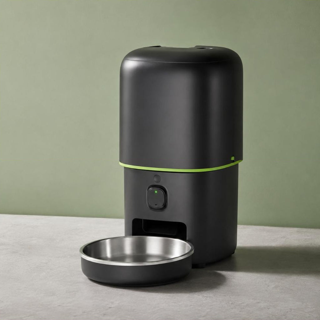 Distributeur de croquettes Adèle noir mat avec caméra et gamelle en acier inoxydable